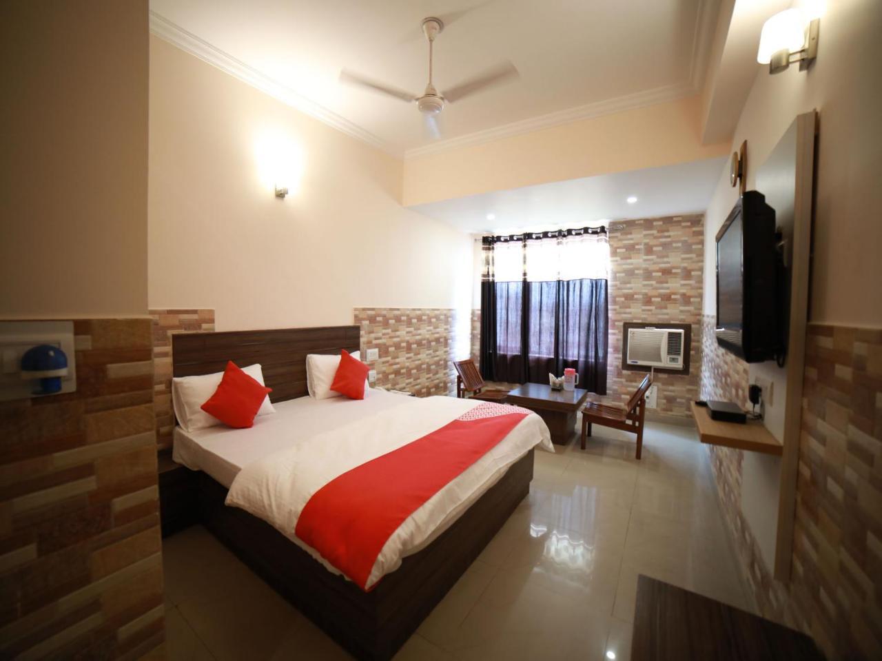 جامو Oyo 15561 Corporate Villa المظهر الخارجي الصورة